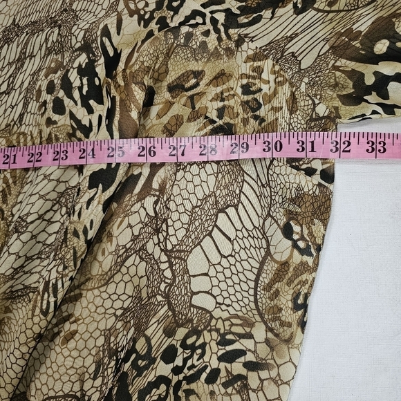 Added Dimensions for Catherine's size 5X animal print blouse - Picture 4 of 11